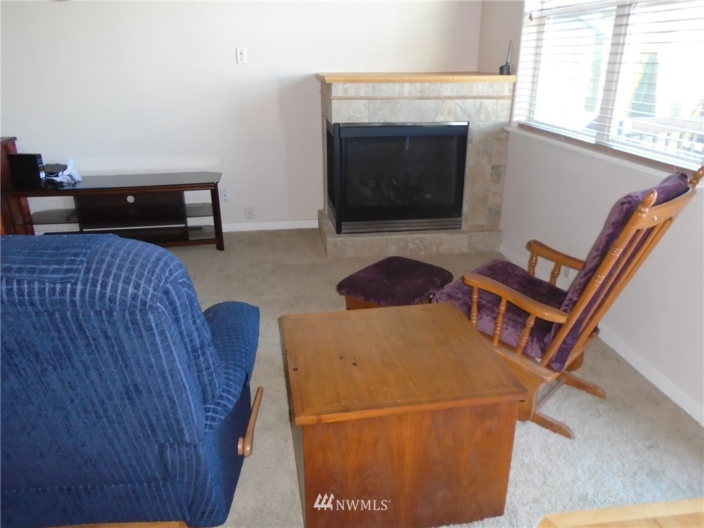 4159 Britton Loop Road Bellingham, WA 98226 - Photo 11 of 25 Gallery Image 11