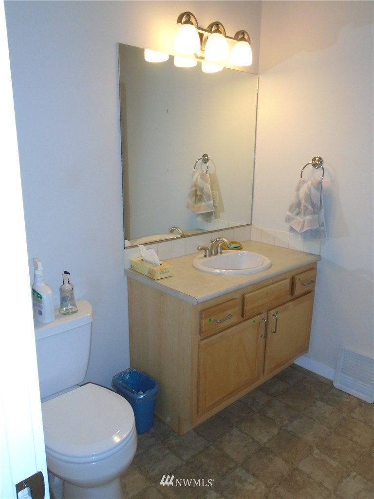 4159 Britton Loop Road Bellingham, WA 98226 - Photo 16 of 25 Gallery Image 16