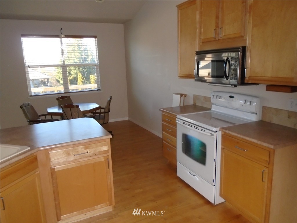4159 Britton Loop Road Bellingham, WA 98226 - Photo 5 of 25 Gallery Image 5