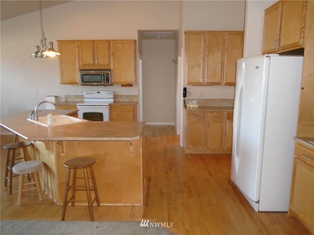 4159 Britton Loop Road Bellingham, WA 98226 - Photo 8 of 25 Gallery Image 8