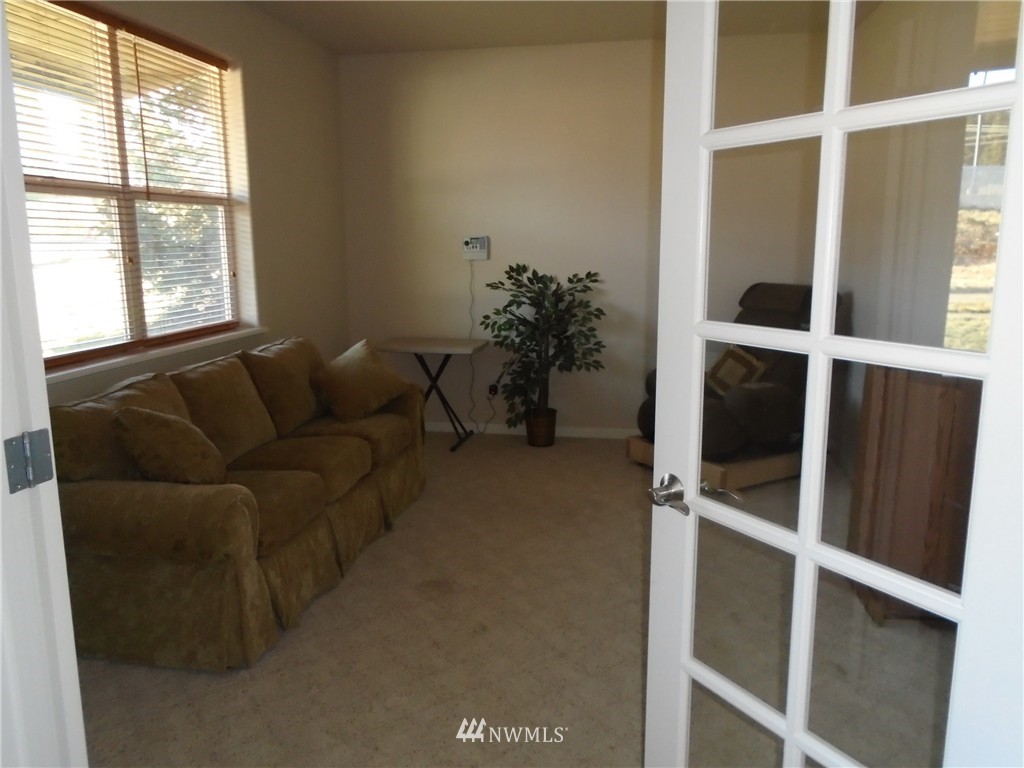 4159 Britton Loop Road Bellingham, WA 98226 - Photo 9 of 25 Gallery Image 9