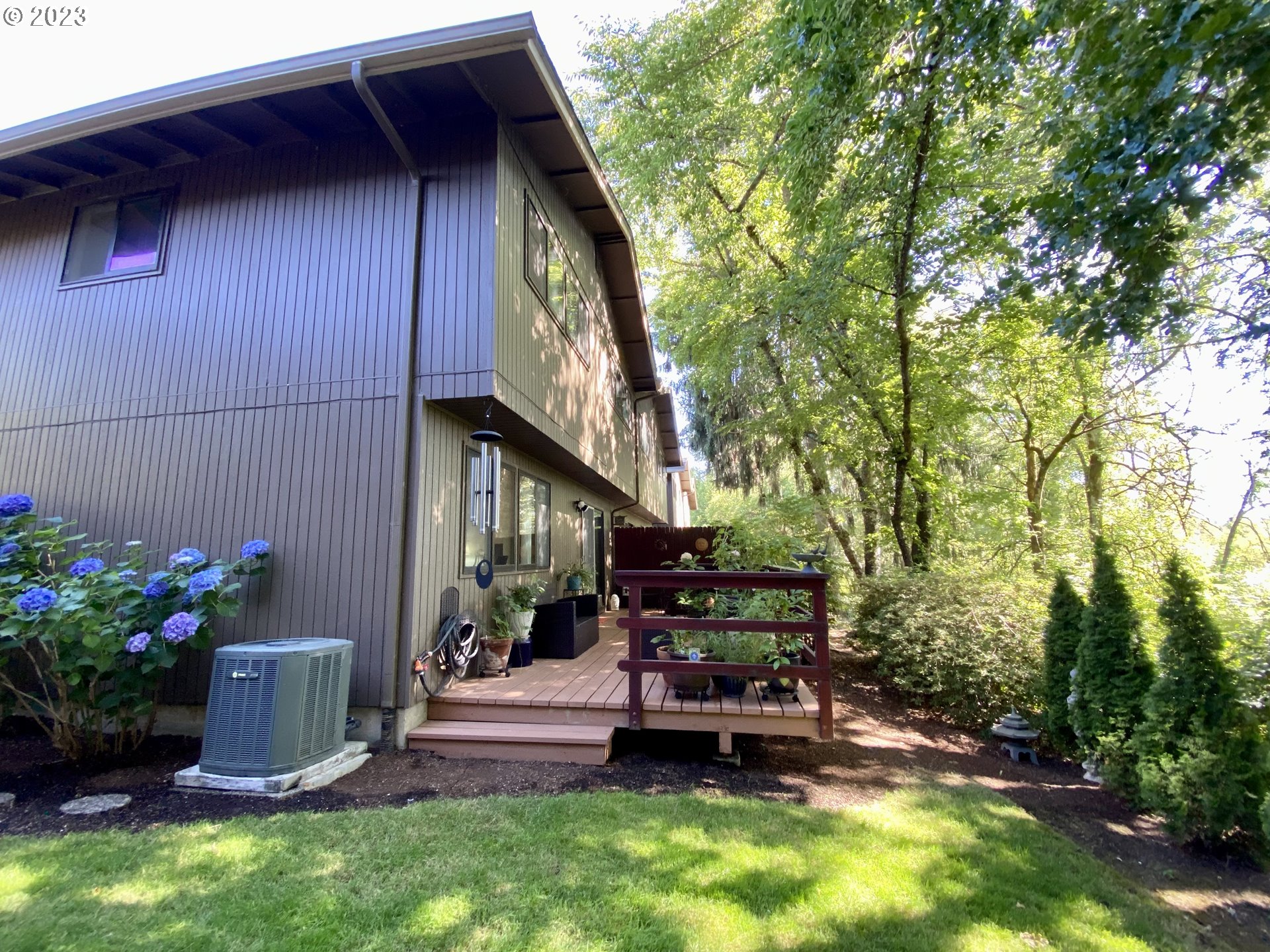 2252 Ridgeway Drive Eugene, OR 97401 - Photo 41 of 45 Gallery Image 41