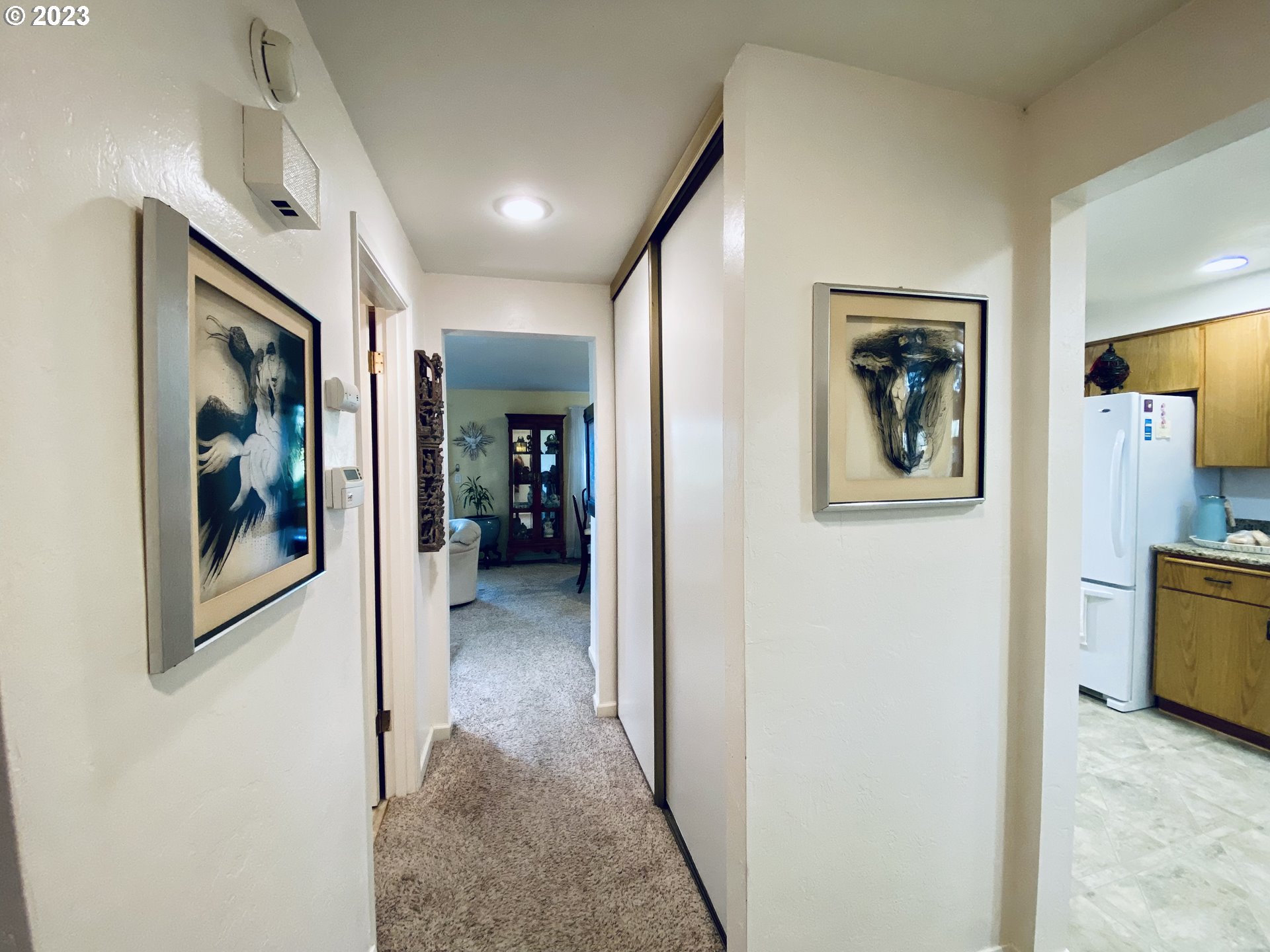 2252 Ridgeway Drive Eugene, OR 97401 - Photo 5 of 45 Gallery Image 5