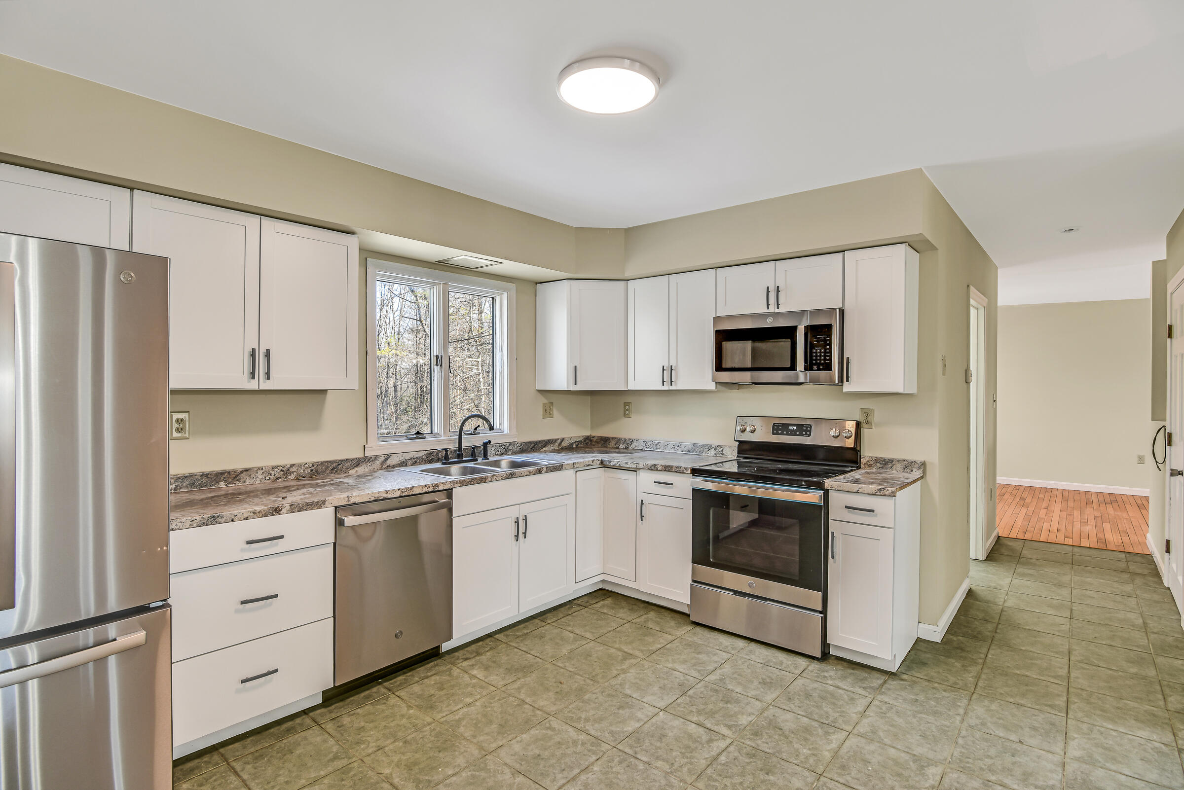 285 White Road Bowdoinham, ME 04008 - Photo 8 of 39 Kitchen