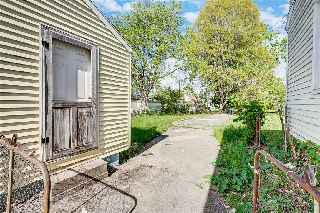 322 Geneva Road Dayton, OH 45417 - Photo 17 of 20 Gallery Image 17