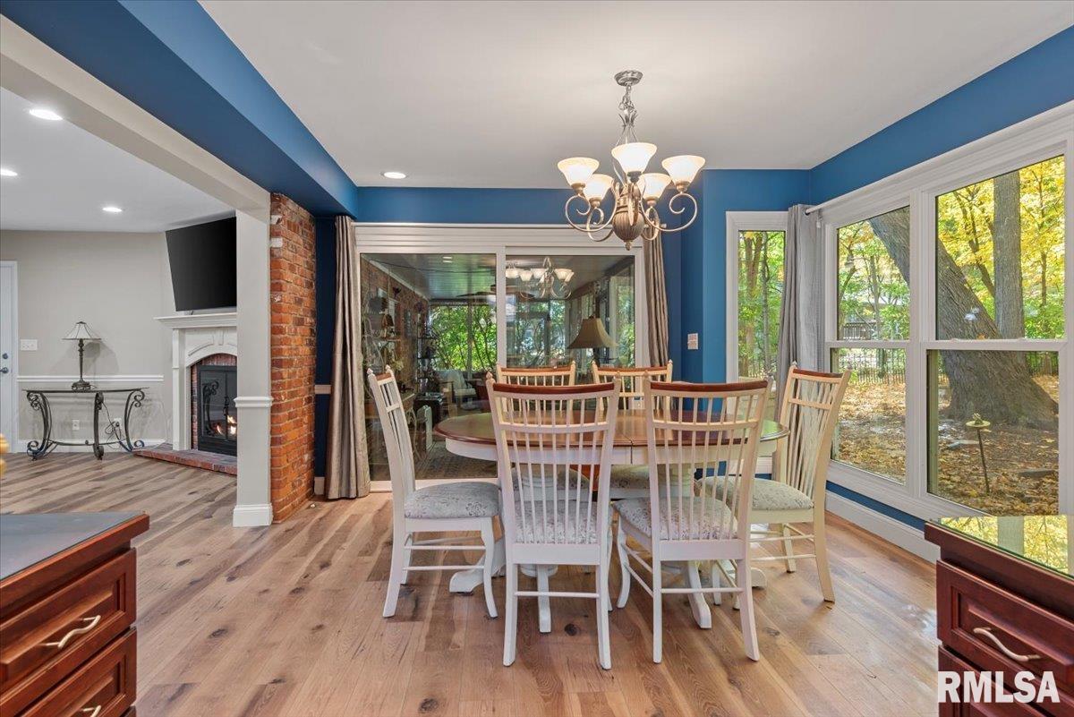 929 Roanoke Drive Springfield, IL 62702 - Photo 19 of 48