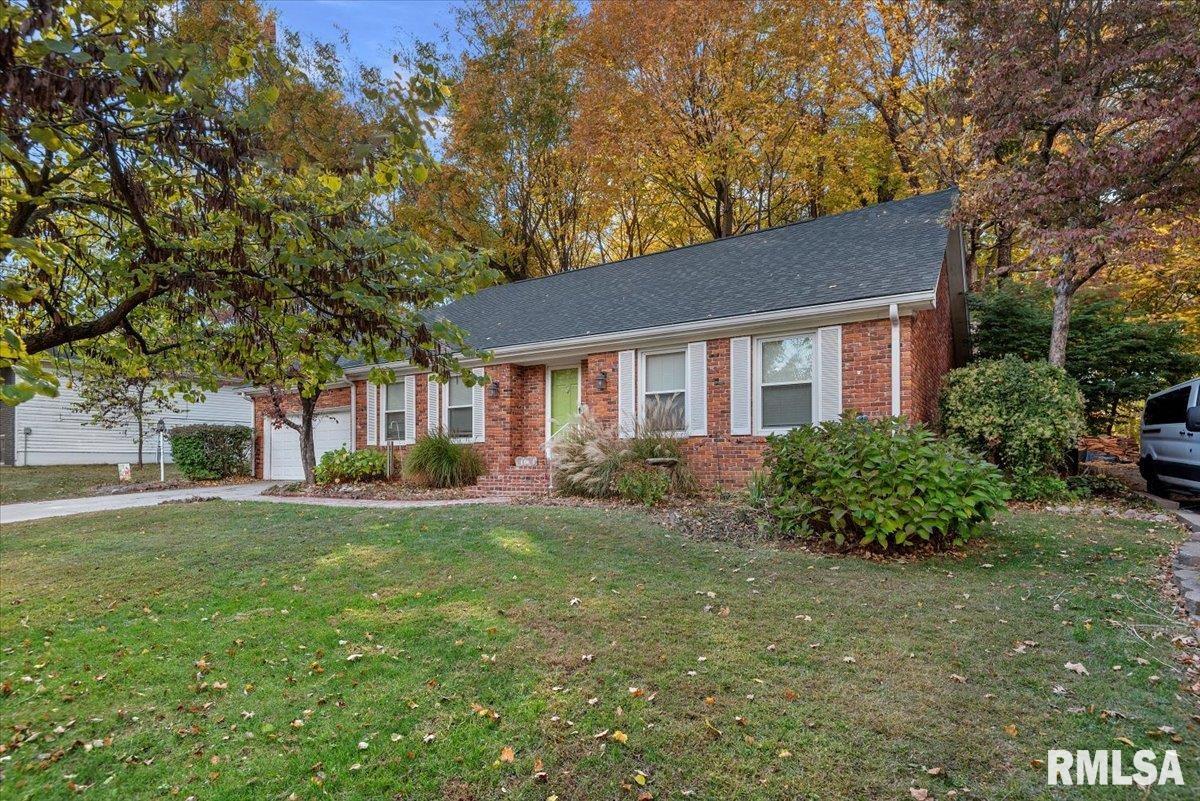 929 Roanoke Drive Springfield, IL 62702 - Photo 39 of 48