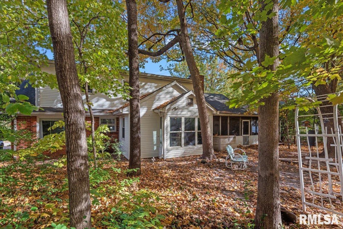 929 Roanoke Drive Springfield, IL 62702 - Photo 43 of 48