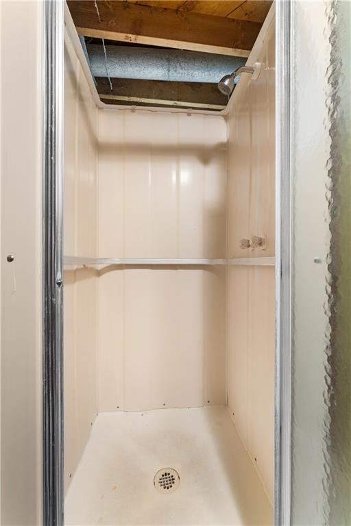 20 McCarrell Road Hickory, PA 15340 - Photo 29 of 35 So nice to have a second shower.