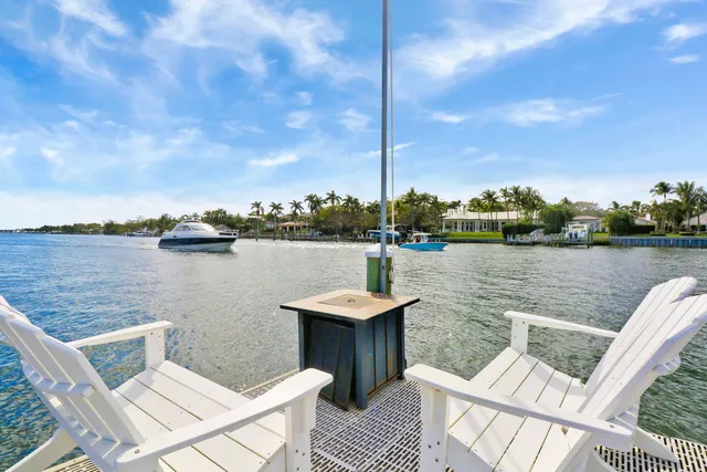 $1,460,000 | 543 Bay Colony Drive North, Unit SLIP 8, Juno Beach, FL 33408