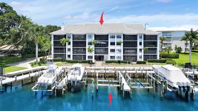 $1,460,000 | 543 Bay Colony Drive North, Unit SLIP 8, Juno Beach, FL 33408