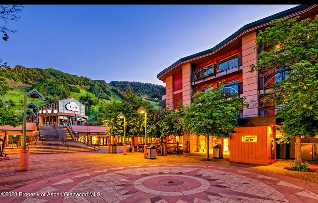 $50,000 | 555 East Durant Avenue, Unit 2L, Aspen, CO 81611