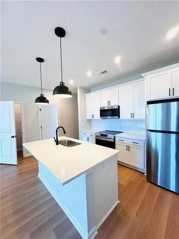 $2,400 | 103 Park Ridge Circle, Marietta, GA 30068