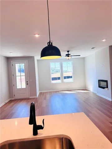 $2,400 | 103 Park Ridge Circle, Marietta, GA 30068