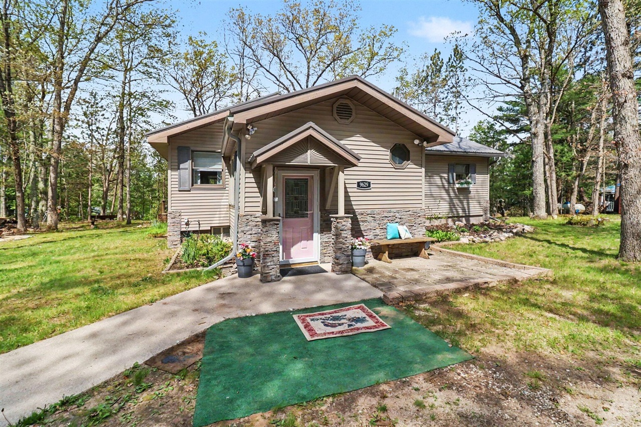 9629 North Kings Point Irons, MI 49644 - Photo 2 of 49