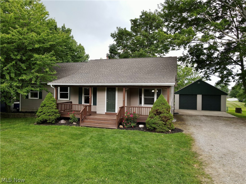 902 North Carpenter Road Brunswick, OH 44212 - Photo 1 of 33 Gallery Image 1