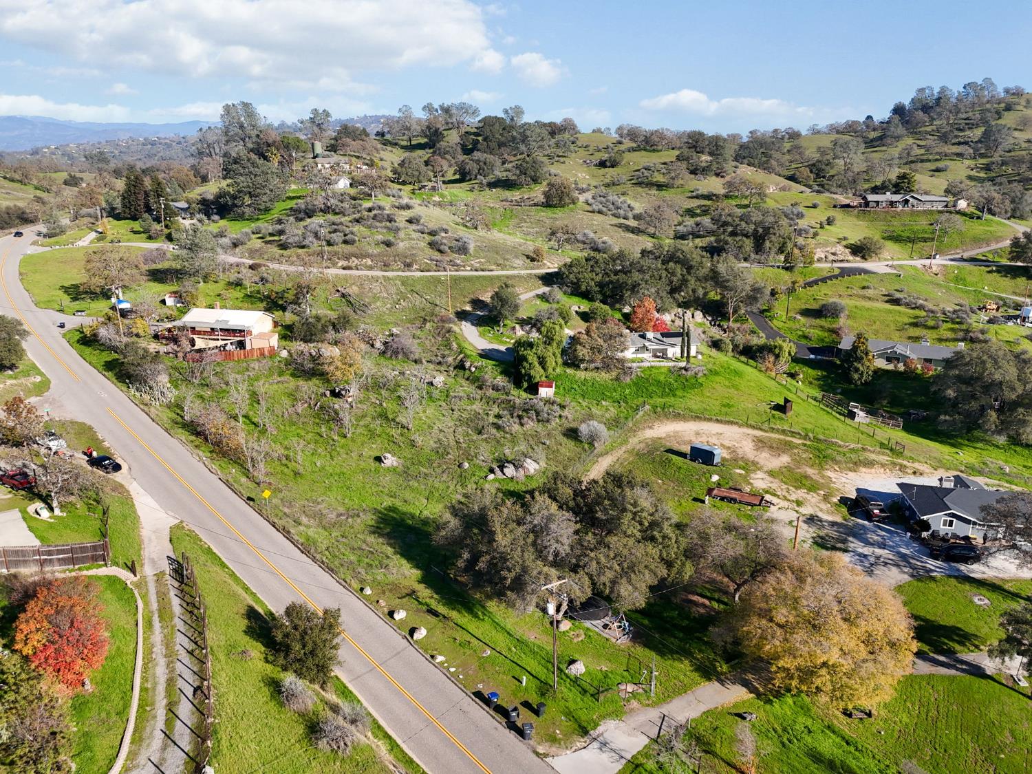 1 Mountain Ranch Way Madera, CA 93636 - Photo 4 of 17 a view of a city