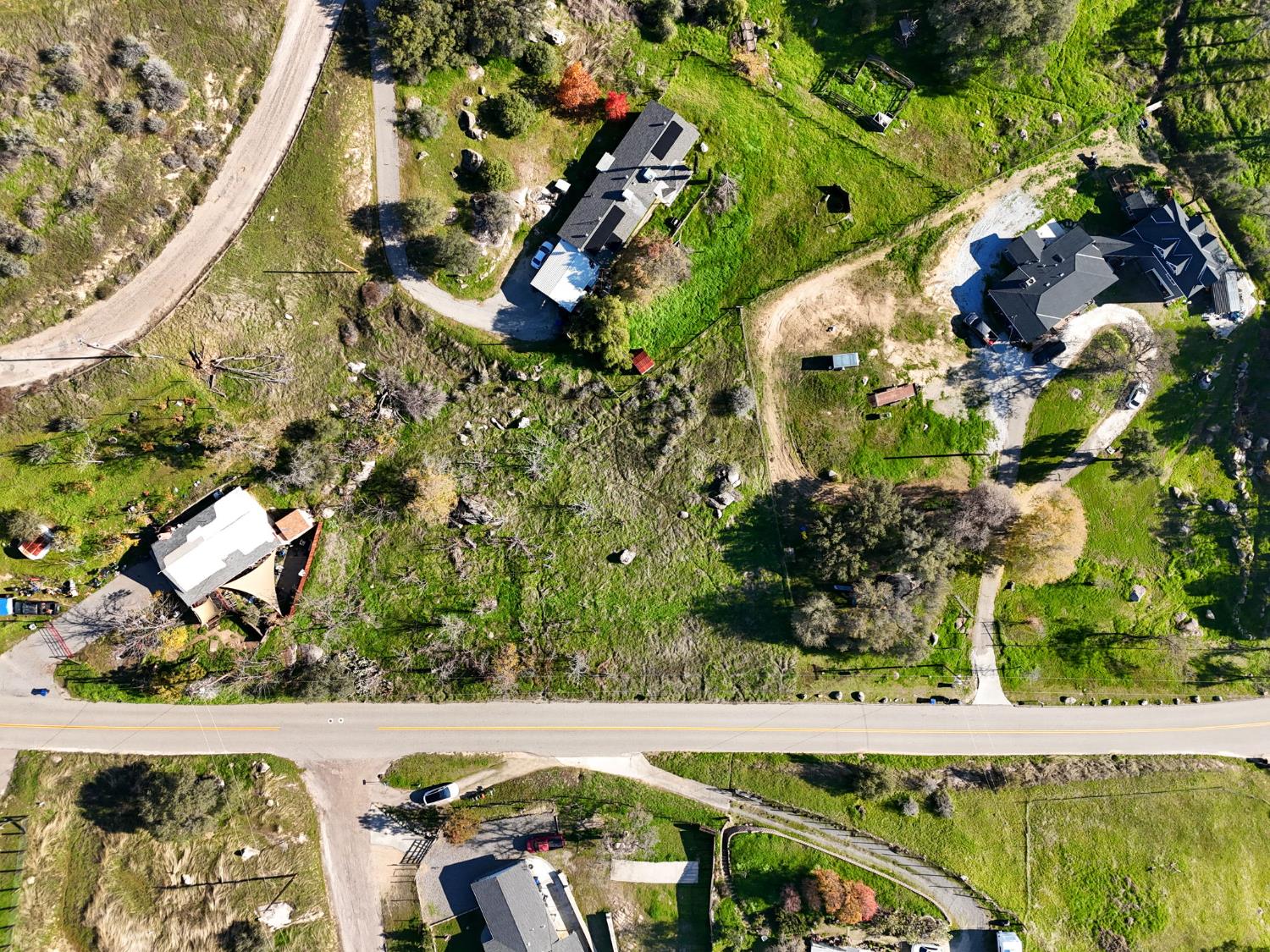 1 Mountain Ranch Way Madera, CA 93636 - Photo 10 of 17 a view of outdoor space with garden