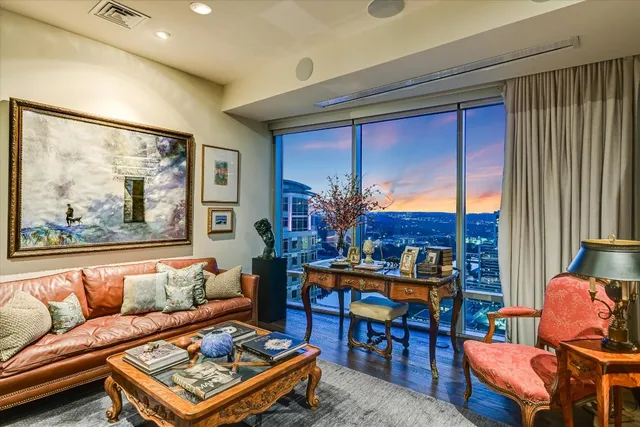 $3,495,000 | 200 Congress Avenue, Unit 35AC, Austin, TX 78701