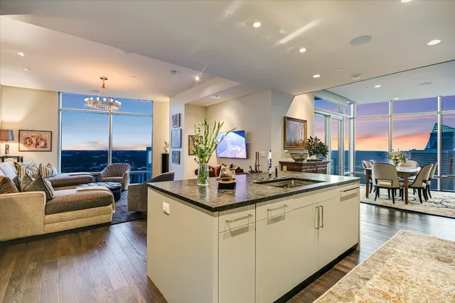 $3,495,000 | 200 Congress Avenue, Unit 35AC, Austin, TX 78701