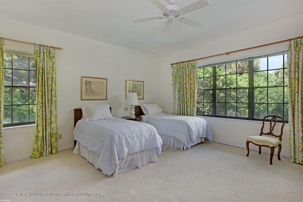 17 South Beach Road Hobe Sound, FL 33455 - Photo 9 of 26 012