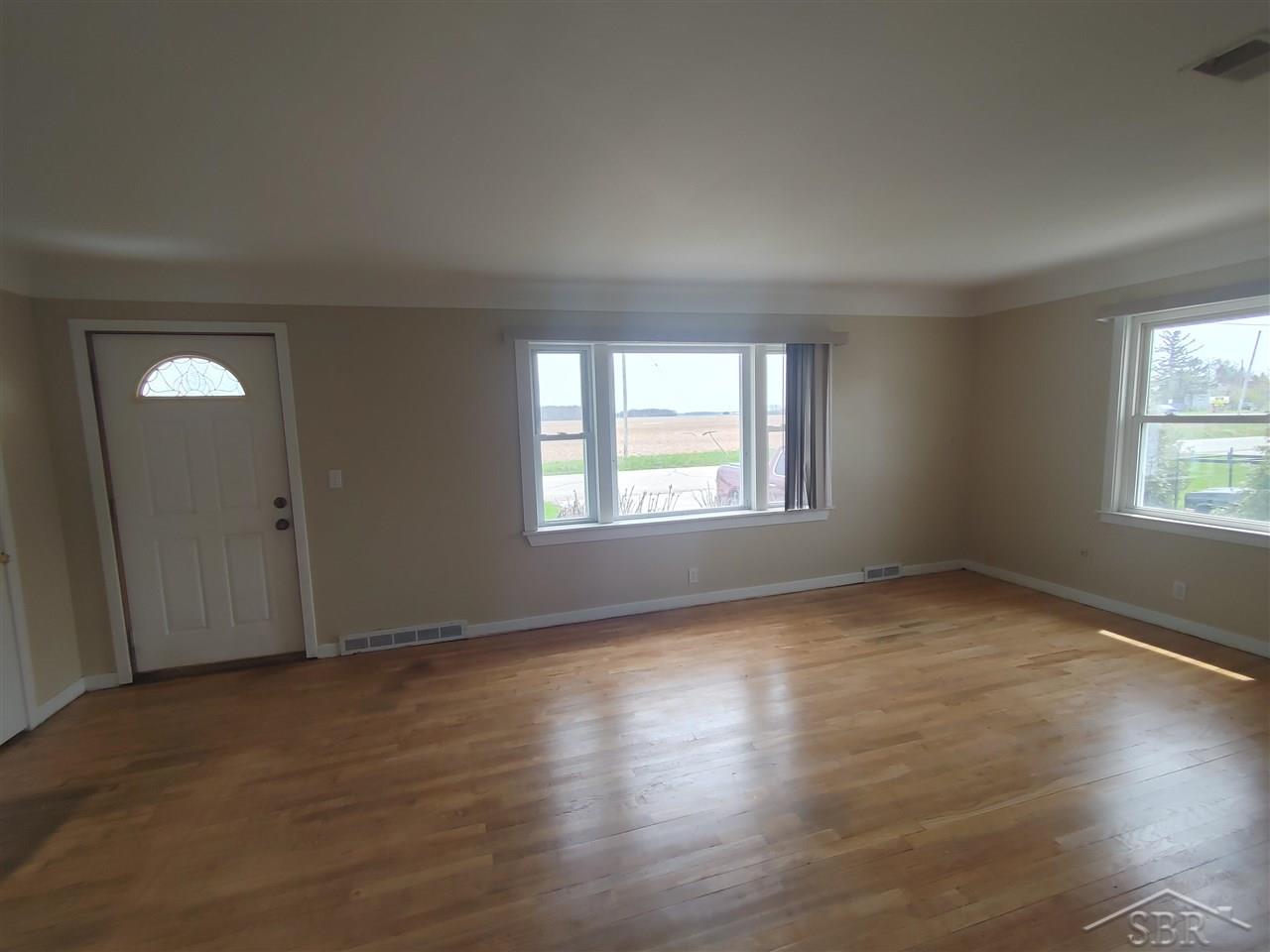 3510 Tressla Road Reese, MI 48757 - Photo 8 of 36 50073168-7.JPG
