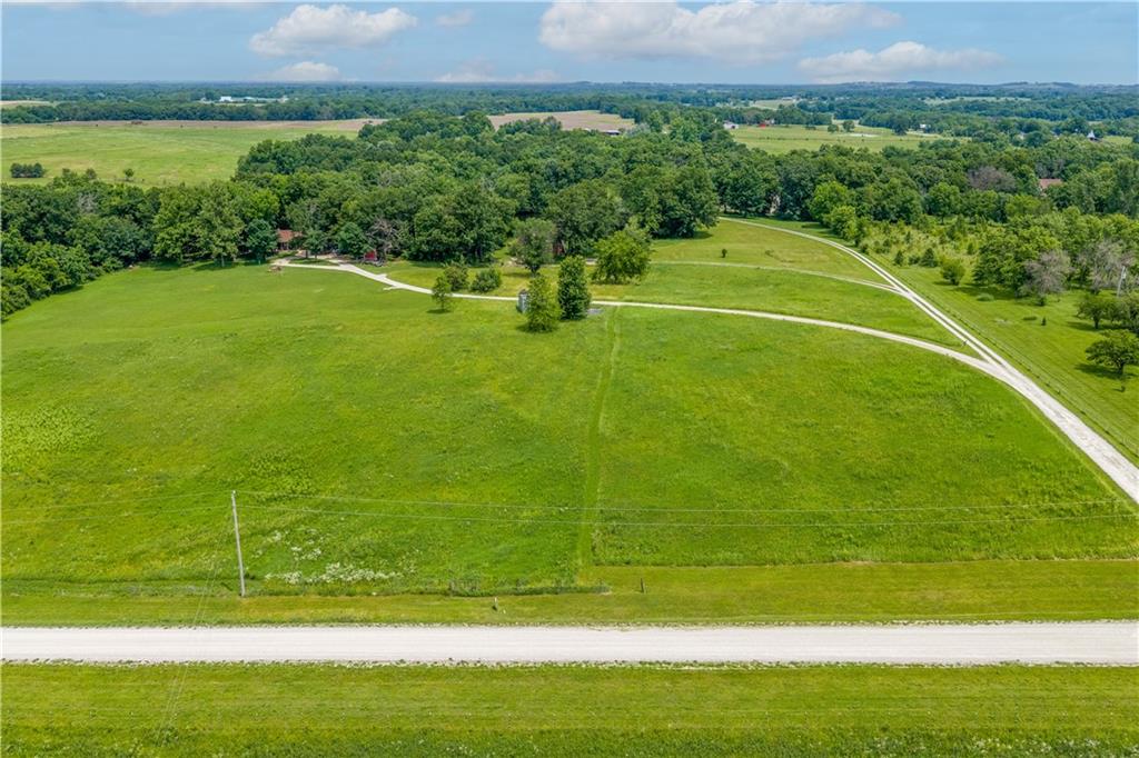 1017 Northeast 250 Road Knob Noster, MO 65336 - Photo 35 of 80