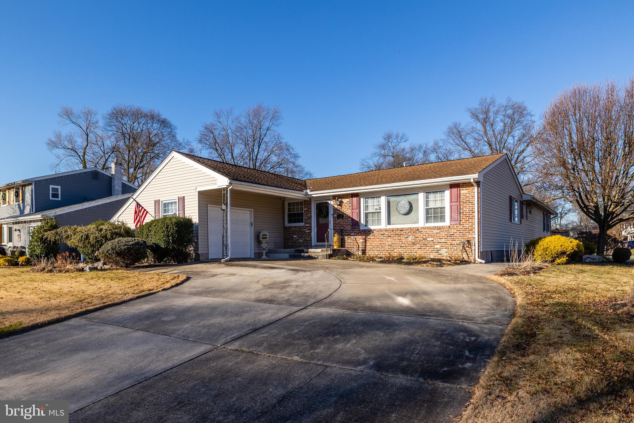 105 Haines Road Mount Laurel, NJ 08054 - Photo 2 of 25 Gallery Image 2
