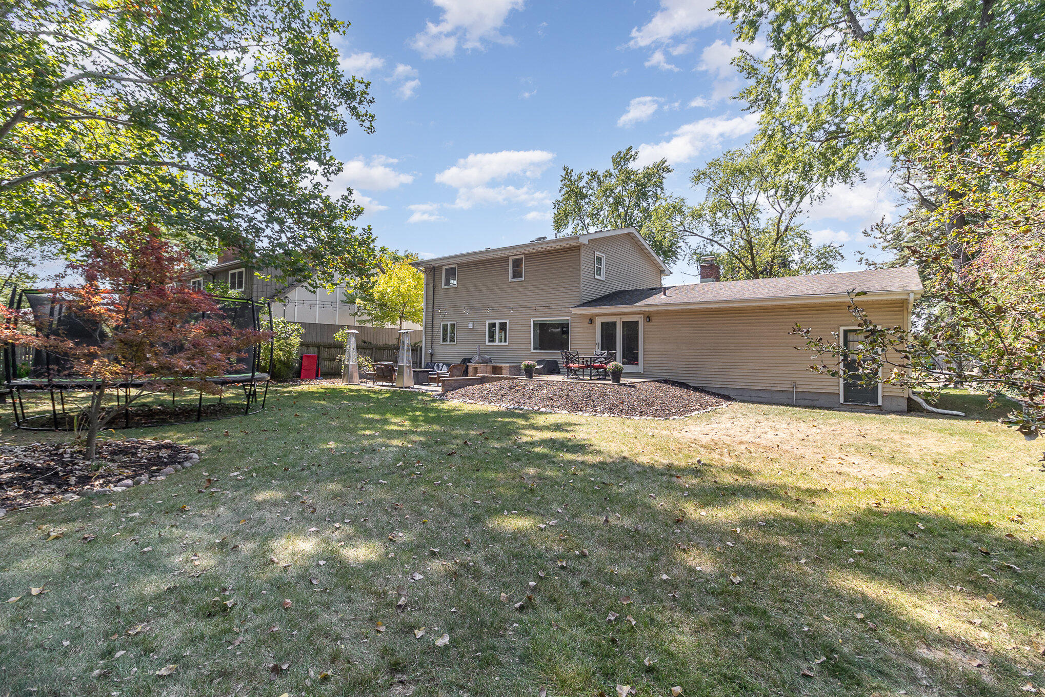 9125 Walnut Drive Munster, IN 46321 - Photo 30 of 36 2038x1359