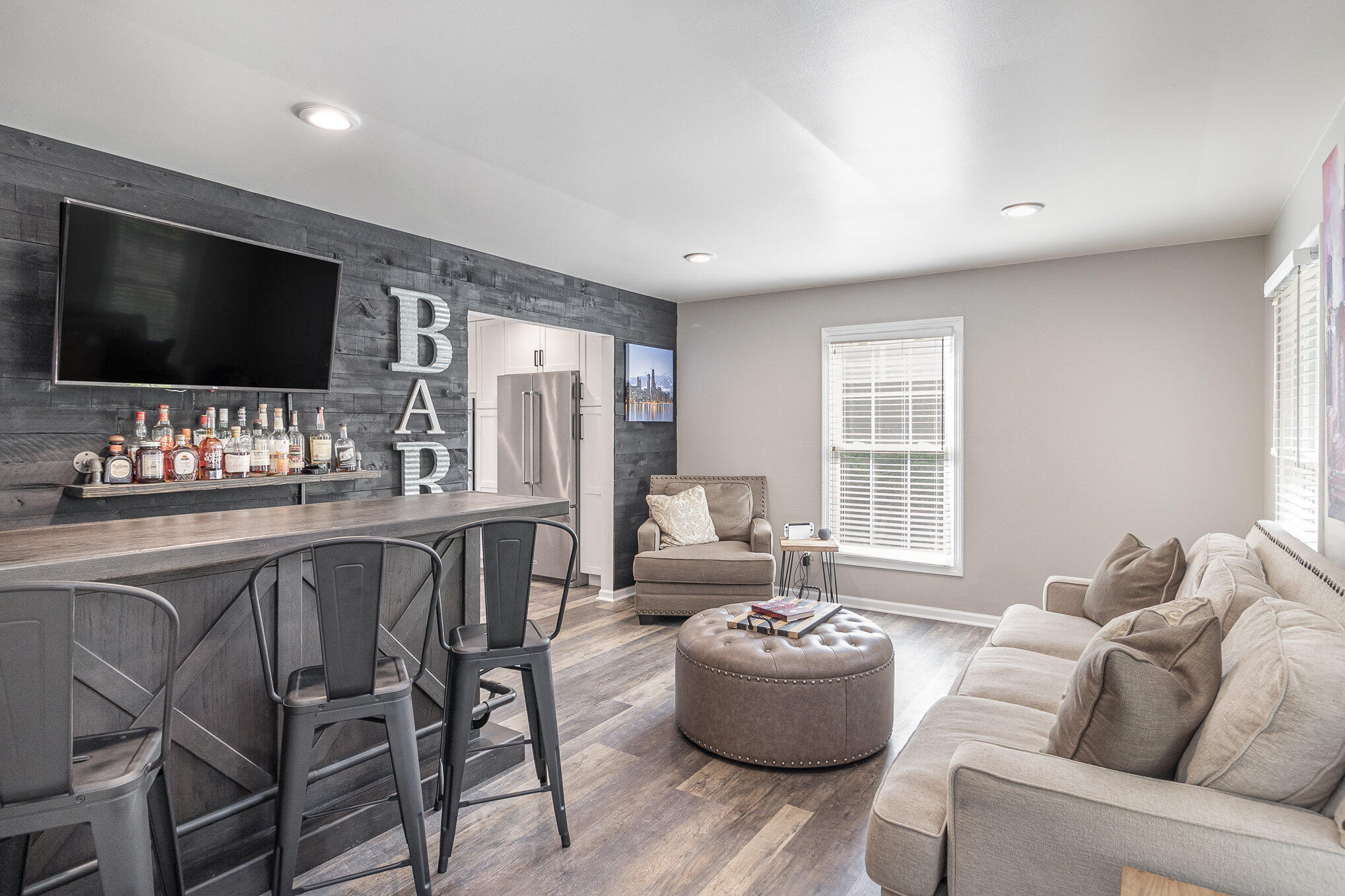 9125 Walnut Drive Munster, IN 46321 - Photo 6 of 36 2038x1358