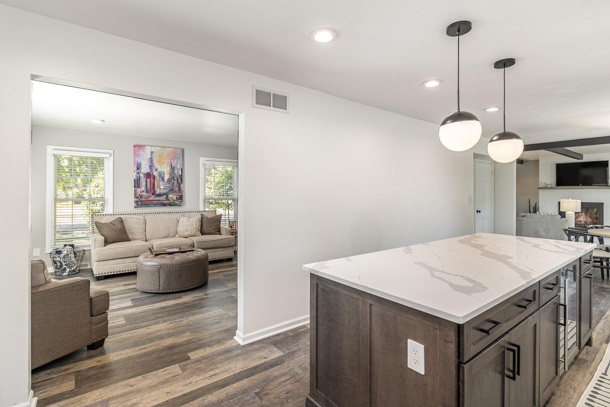 9125 Walnut Drive Munster, IN 46321 - Photo 10 of 36 2038x1359