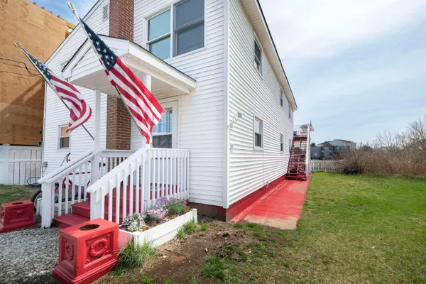 $1,995,000 | 1514 Yacht Avenue, Cape May, NJ 08204