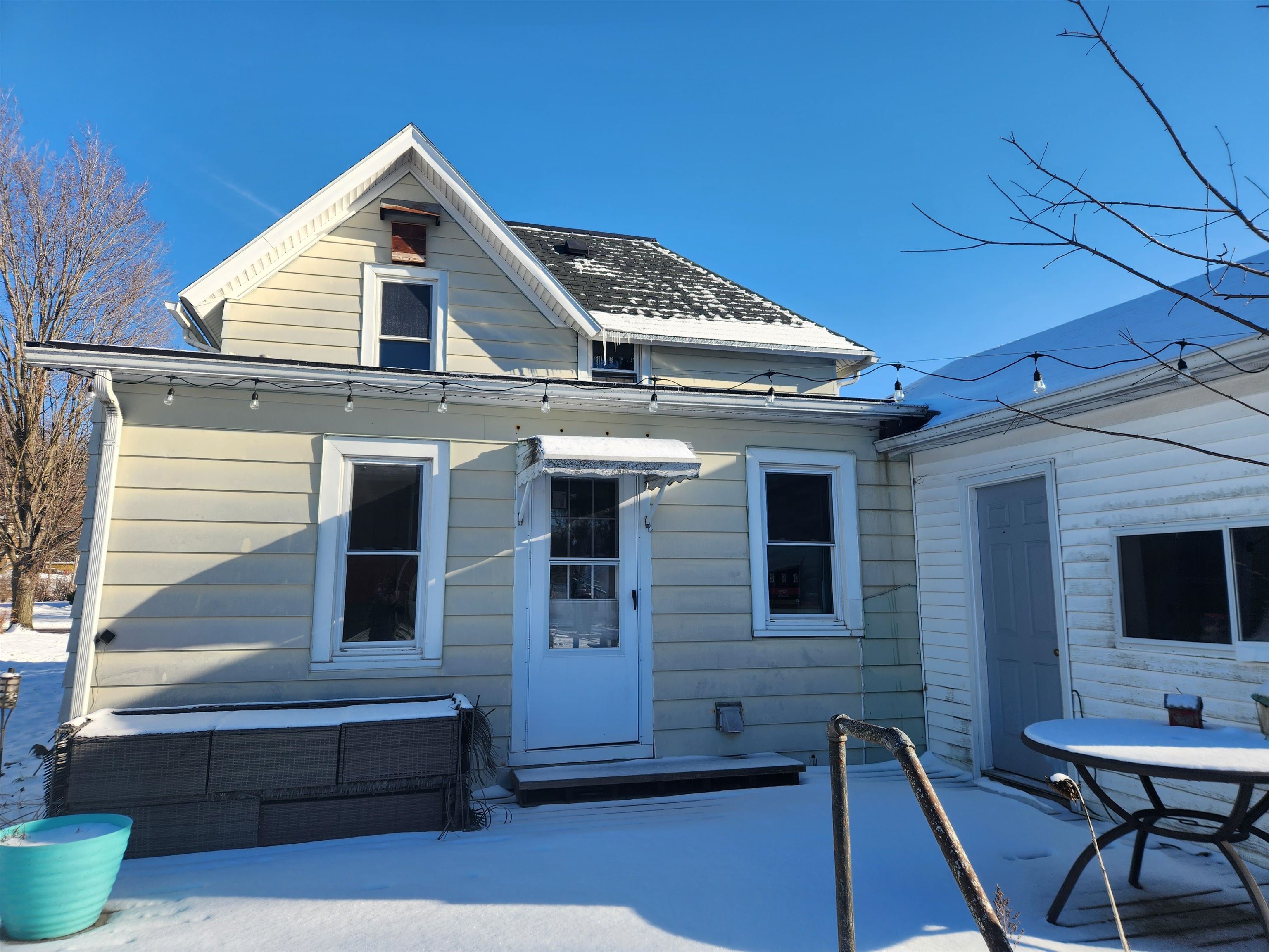 205 North Maple Street North Freedom, WI 53951 - Photo 2 of 24