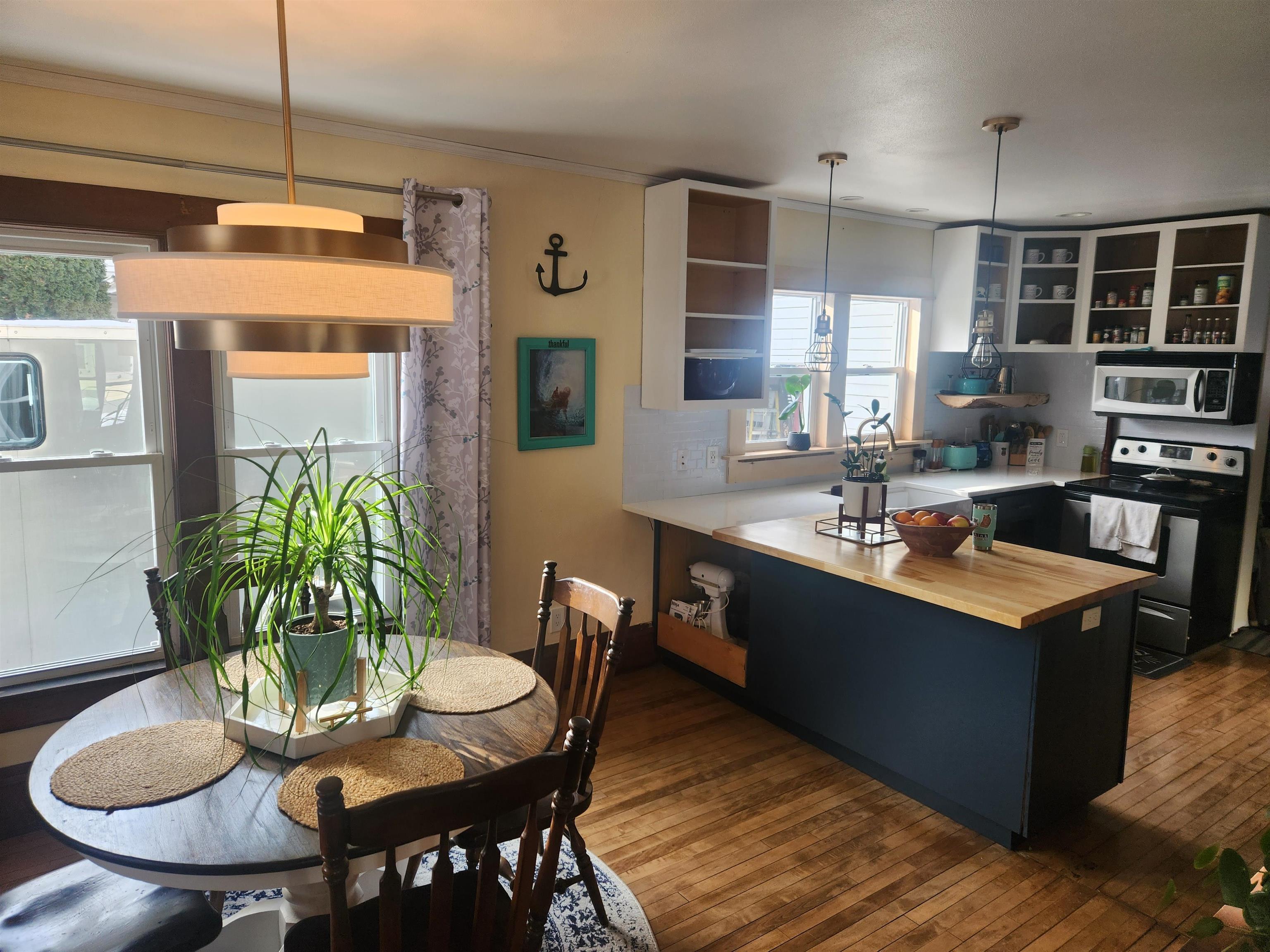 205 North Maple Street North Freedom, WI 53951 - Photo 4 of 24