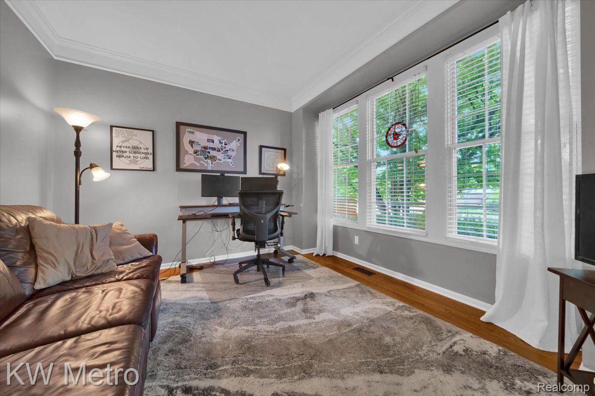 1945 Catlin Drive Rochester, MI 48306 - Photo 17 of 59 Gallery Image 17