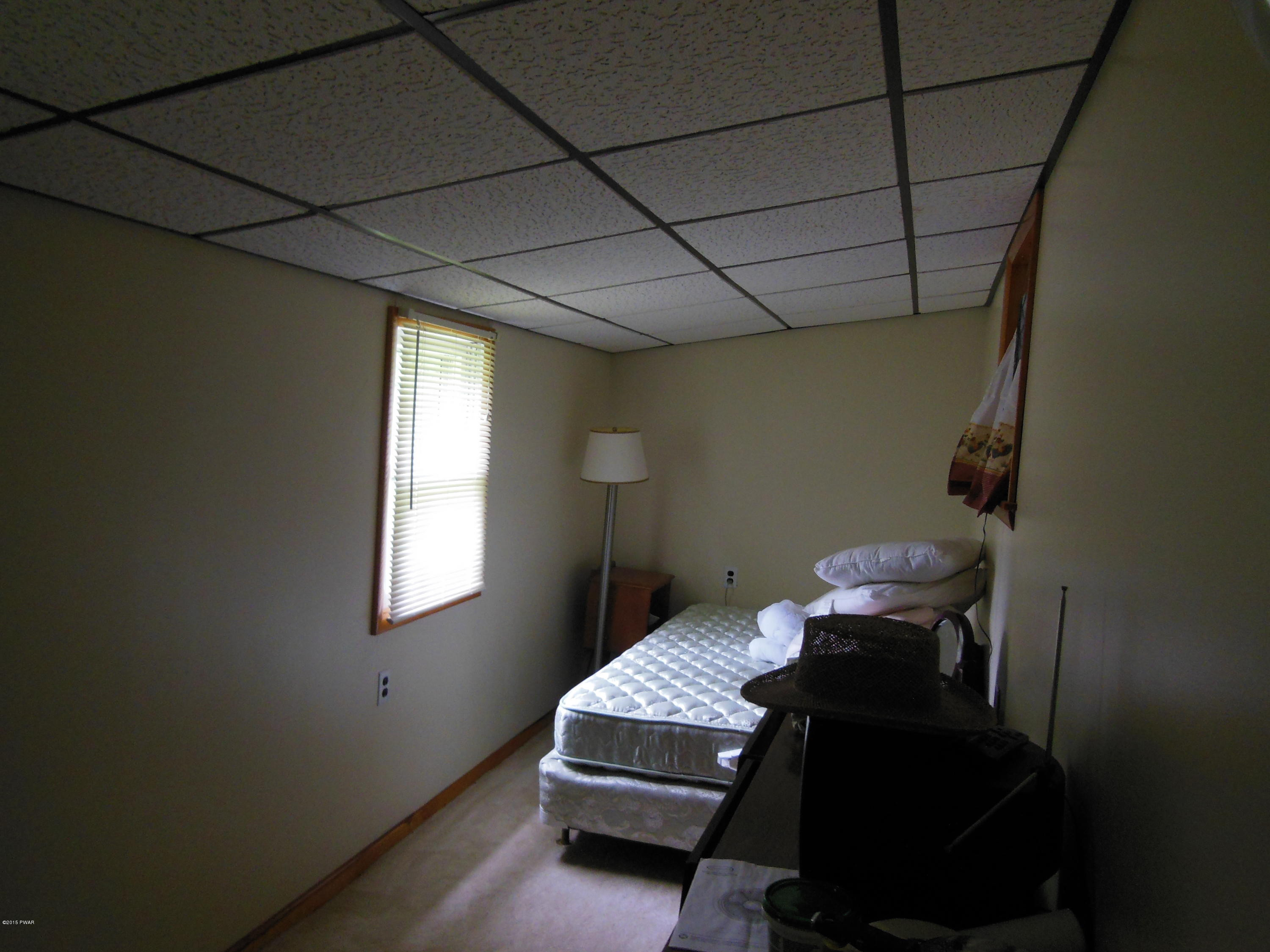 88 Hemlock Grove Road Greentown, PA 18426 - Photo 9 of 10 Gallery Image 9