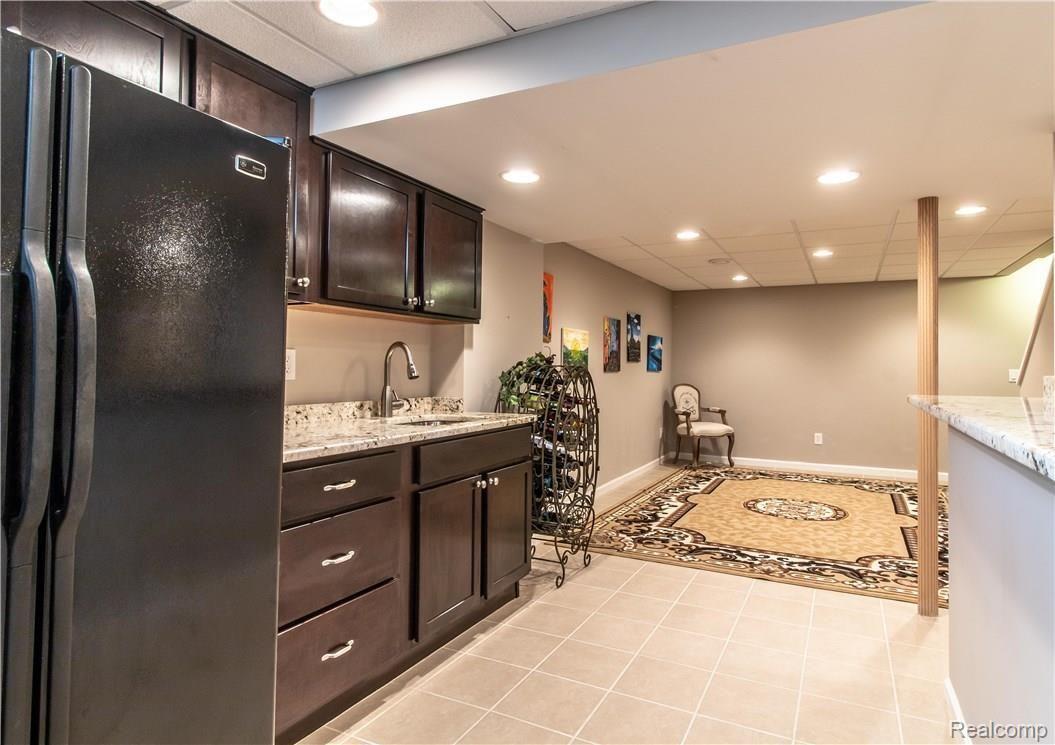 14728 Riverside Drive Livonia, MI 48154 - Photo 20 of 29 14728 Riverside-50.jpg