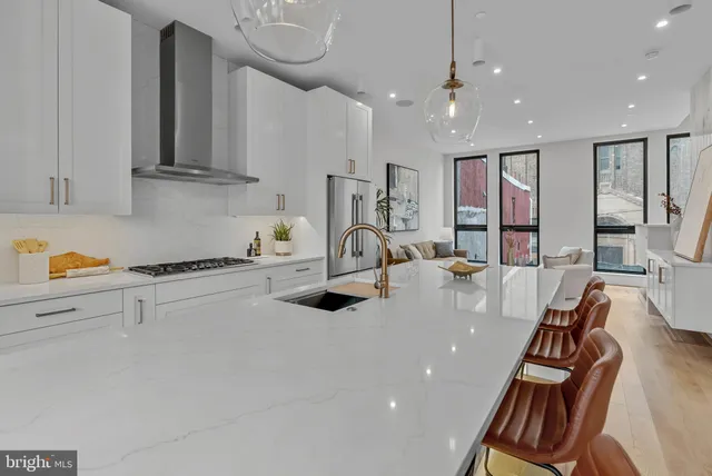 $1,595,000 | 1101 Christian Street, Unit 3, Philadelphia, PA 19147