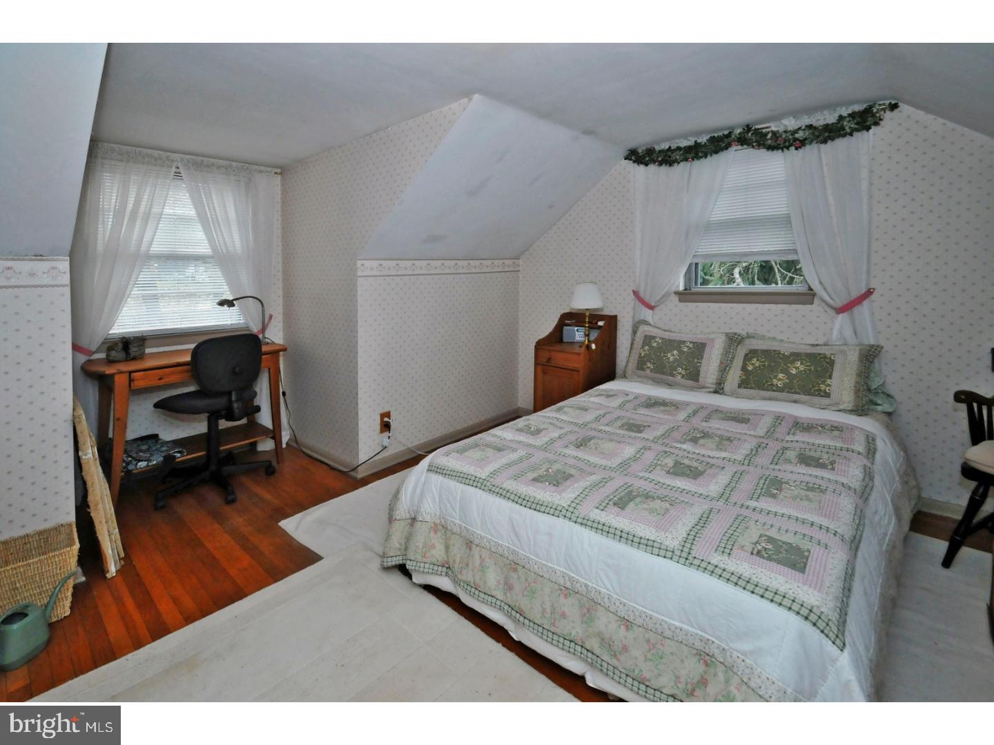 306 Spruce Road Flourtown, PA 19031 - Photo 9 of 13 Gallery Image 9