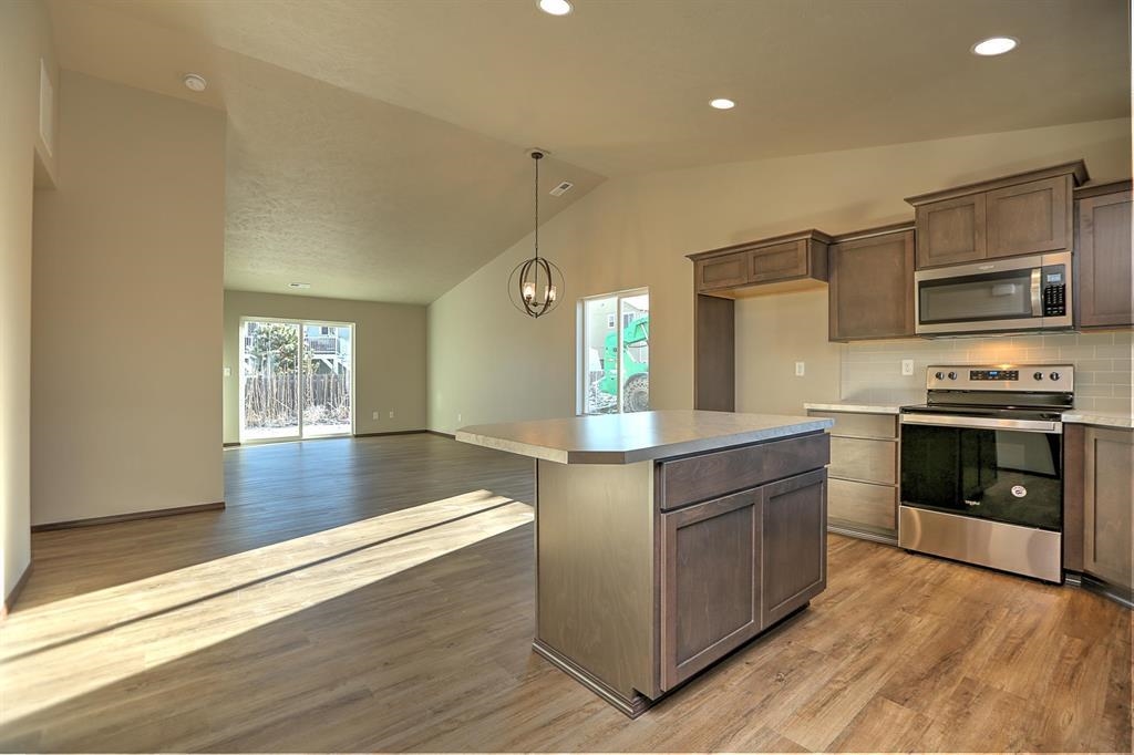 10422 West Lingonberry Road Cheney, WA 99004 - Photo 4 of 10 Gallery Image 4
