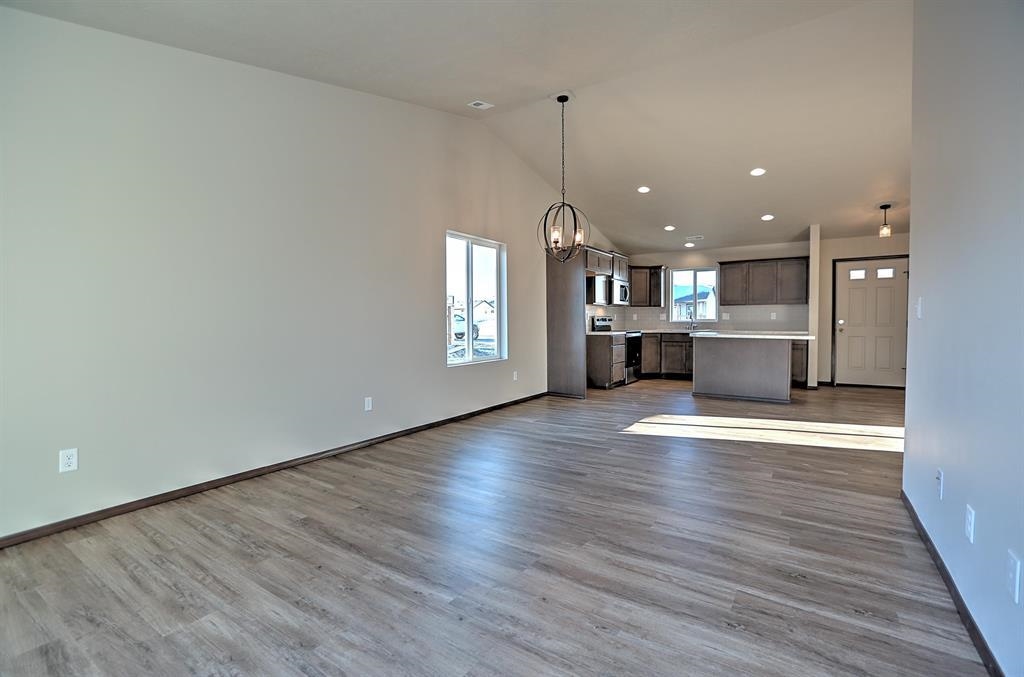10422 West Lingonberry Road Cheney, WA 99004 - Photo 6 of 10 Gallery Image 6