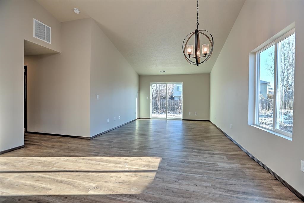 10422 West Lingonberry Road Cheney, WA 99004 - Photo 7 of 10 Gallery Image 7