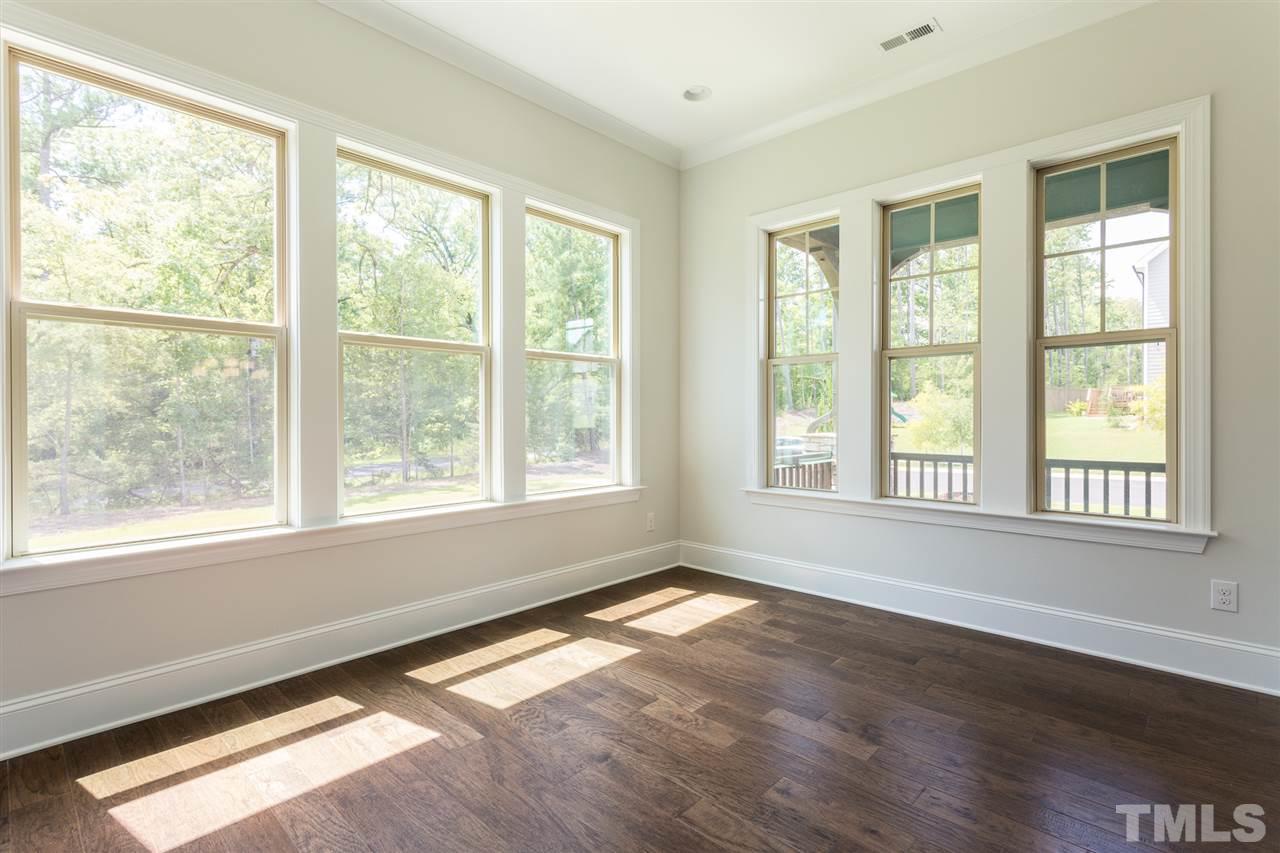 7492 Banksiana Way Raleigh, NC 27613 - Photo 4 of 30