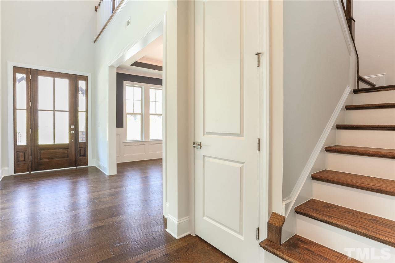 7492 Banksiana Way Raleigh, NC 27613 - Photo 5 of 30