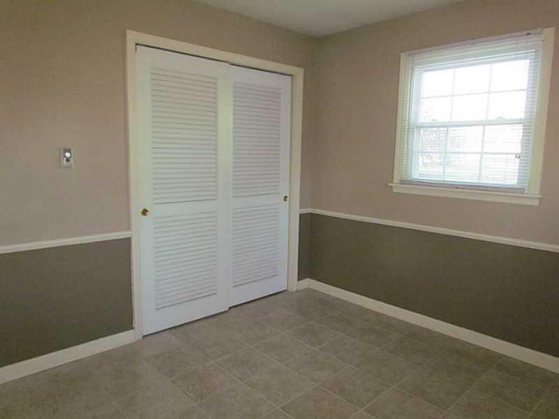 4520 South High School Road Indianapolis, IN 46241 - Photo 11 of 21 Gallery Image 11