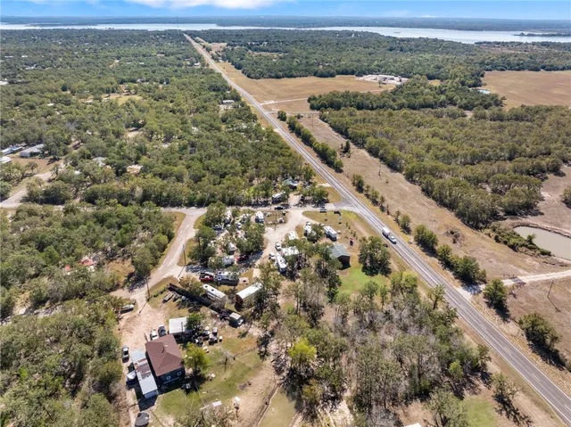 $750,000 | 105 Lake Forest Lane, Somerville, TX 77879