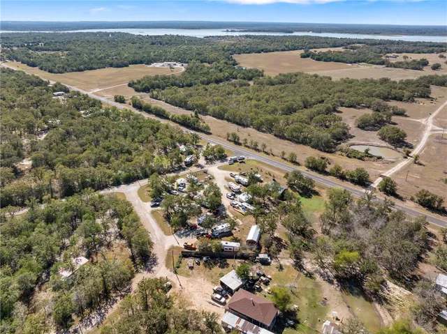 $750,000 | 105 Lake Forest Lane, Somerville, TX 77879