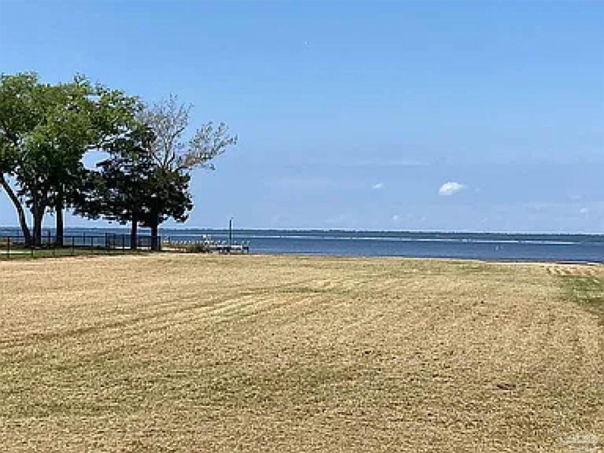 791 Dolphin Road Milton, FL 32583 - Photo 4 of 21