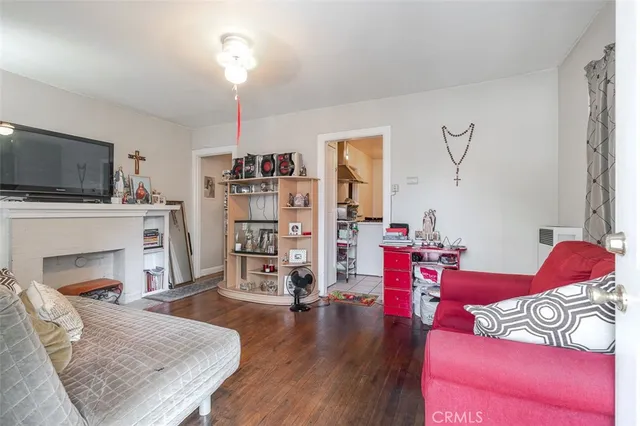 $720,000 | 1216 North St Andrews Place, Los Angeles, CA 90038