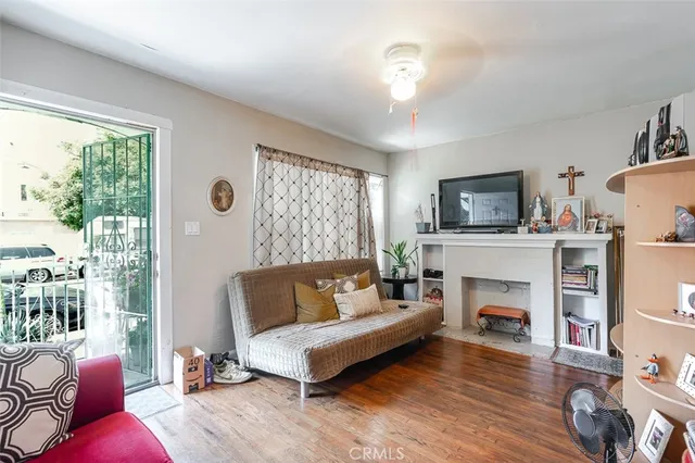 $720,000 | 1216 North St Andrews Place, Los Angeles, CA 90038
